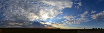 spotted-colorful-panoramic-sunrise-2013-09-06